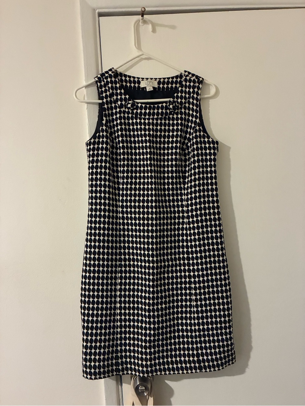 Ann Taylor LOFT Black and White Houndstooth Sleeveless Shift Dress